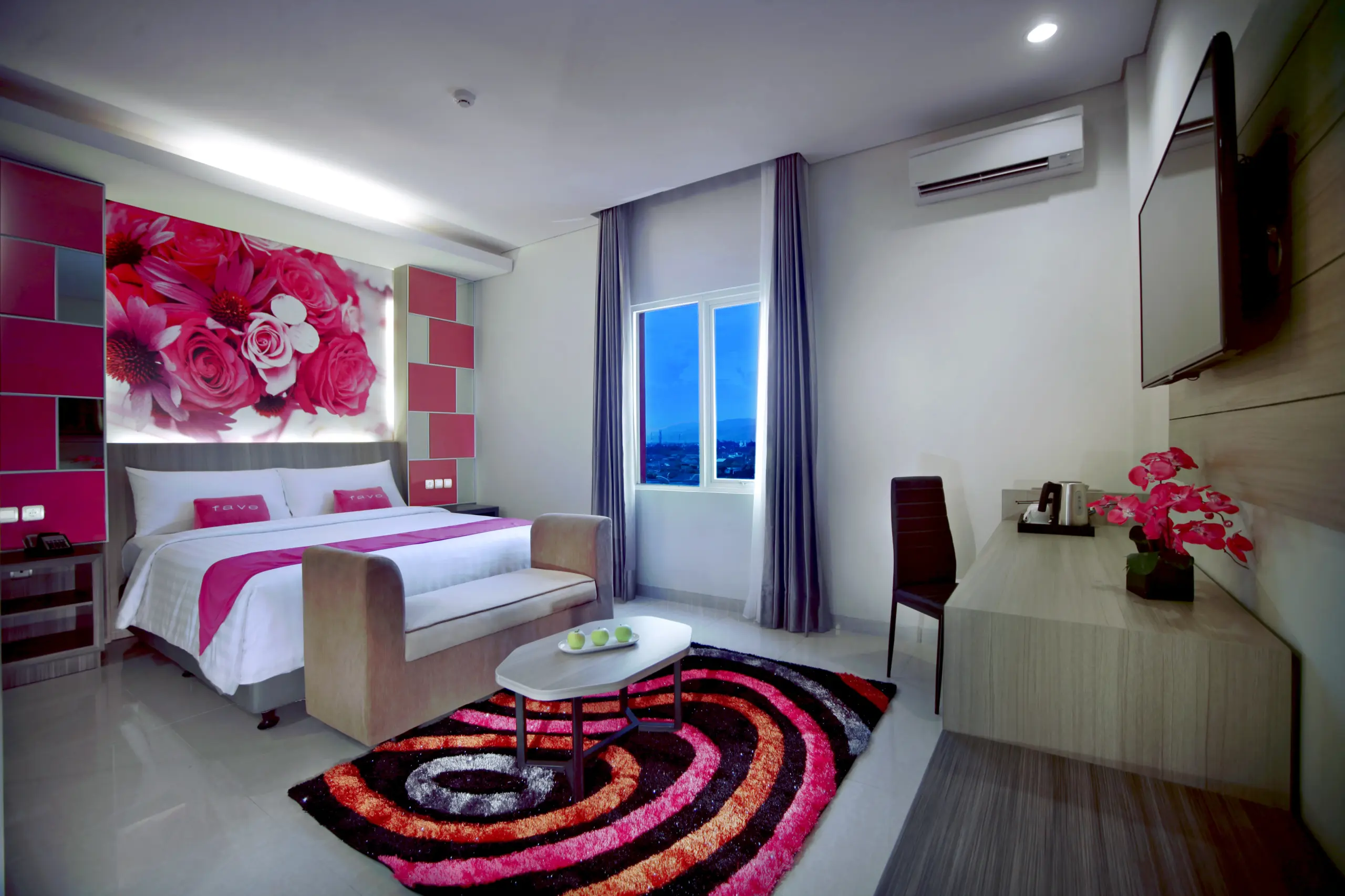 Picture Deluxe Room